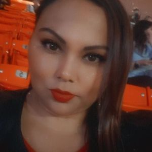 Meet your Posher, Sandy